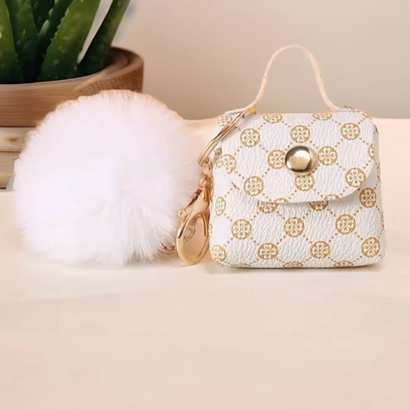 NEW  MINI PURSE  RETRO PRINT WITH  FLUFFY POMPOM KEYCHAIN BROWN COLOR - Picture 3 of 5